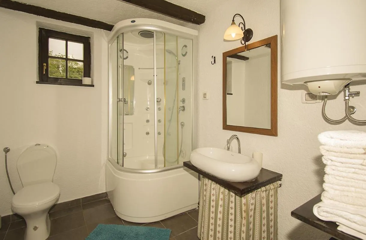 Peaceful Villa With Pool & Sauna, La Casa Di Kyra Brajkovici   Brajkovici (Pazin)