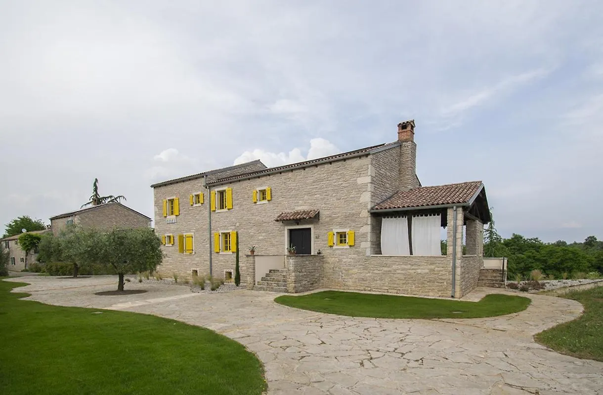 Peaceful Villa With Pool & Sauna, La Casa Di Kyra Brajkovici