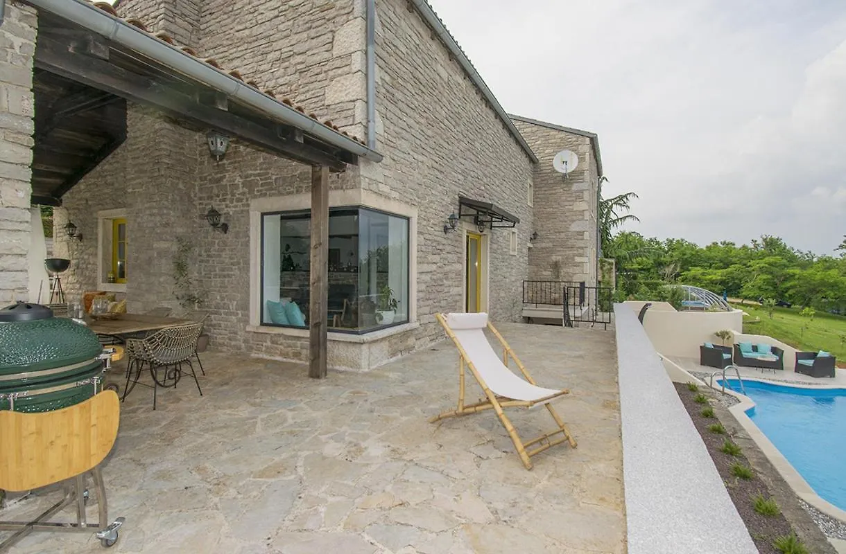 Peaceful Villa With Pool & Sauna, La Casa Di Kyra Brajkovici  Croácia